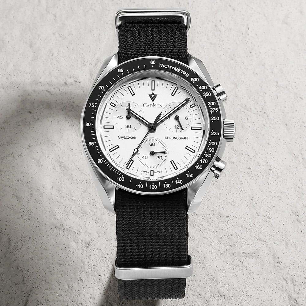 Luxury Quartz Wrist Watch For Men.
