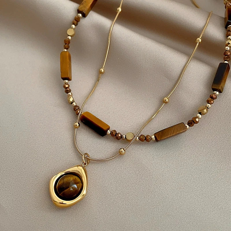 Retro Temperament Layered Tiger Eye Stone Pendant Necklace.