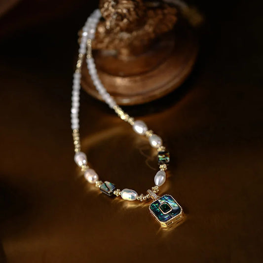 Luxury Beauty Gold Plated Pendant Necklace. - BLAKESTORE-NG