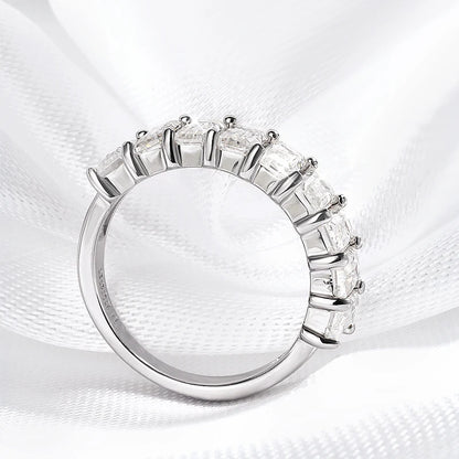 0.5CT Emerald Moissanite