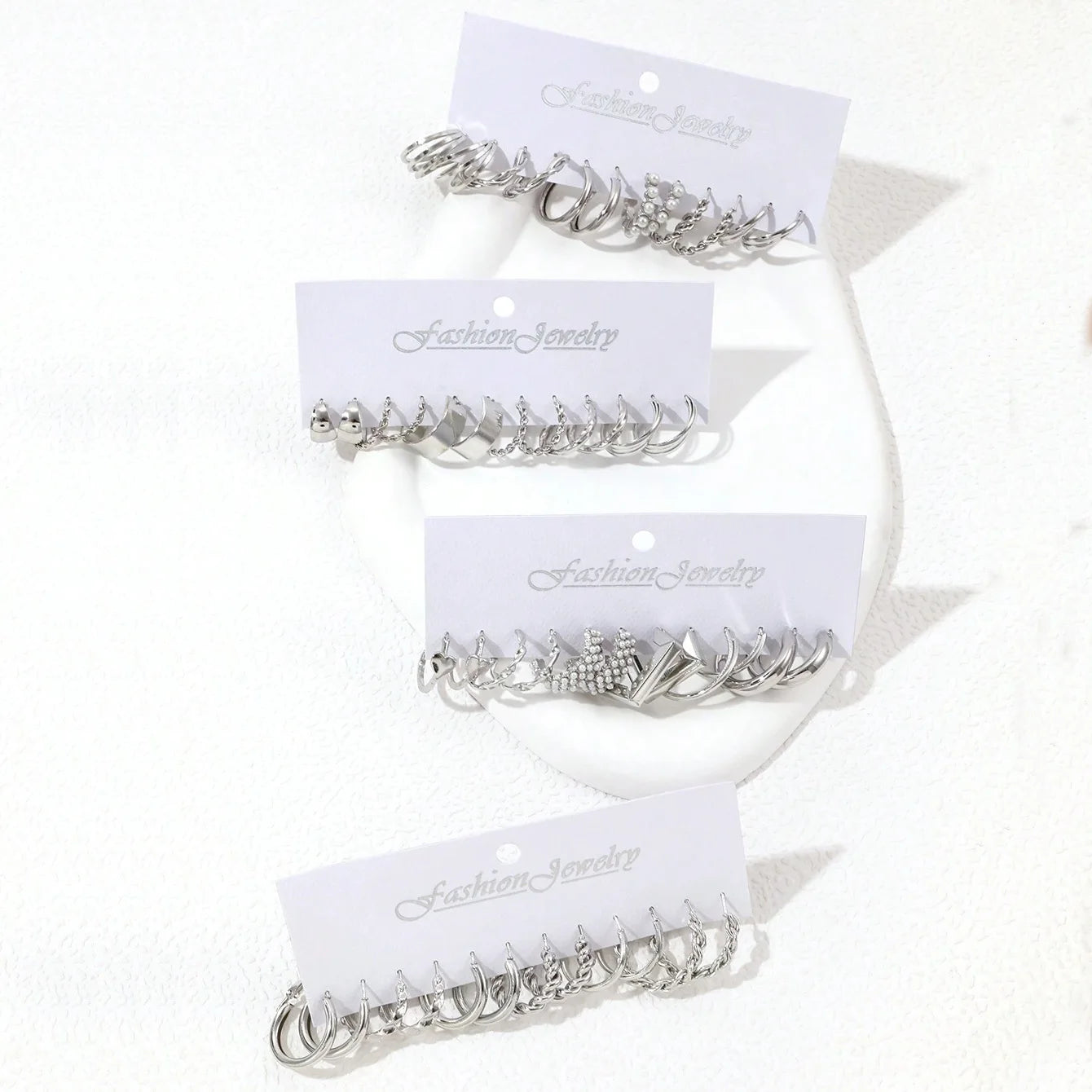 Sets of Earrings. - BLAKESTORE-NG