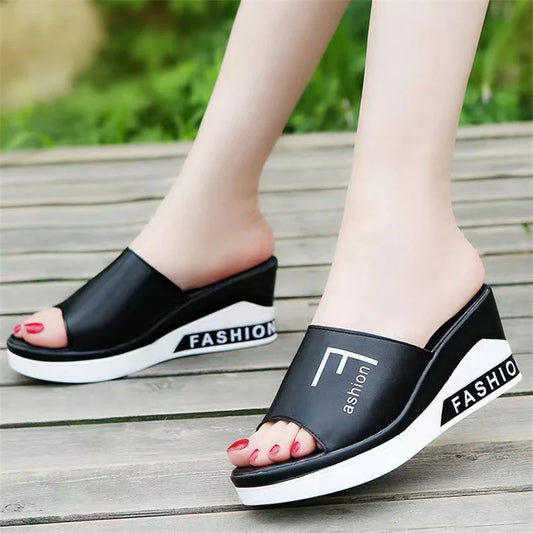 Women Slippers High Quality Thick Sole Leather Slippers.