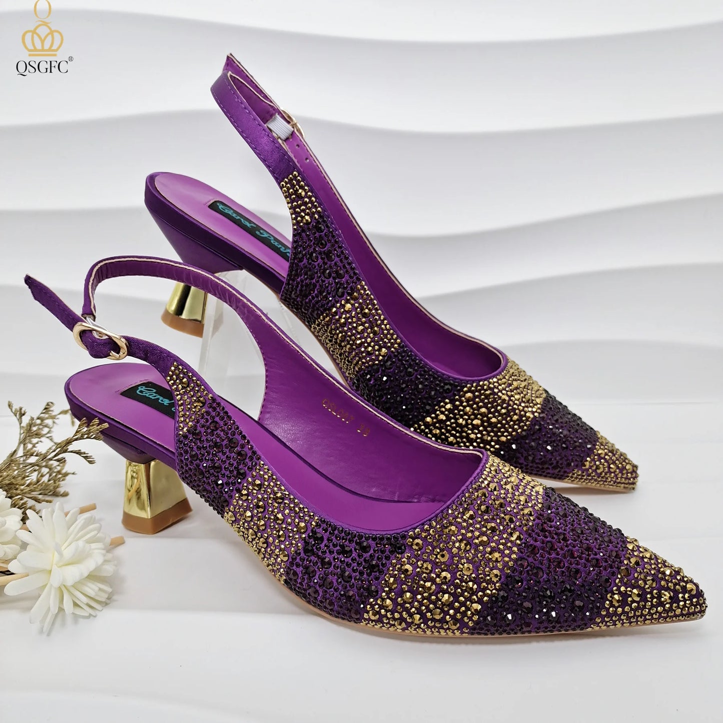 Women Heel Party Shoes Italian Design. Green Shoes And Bag Set.