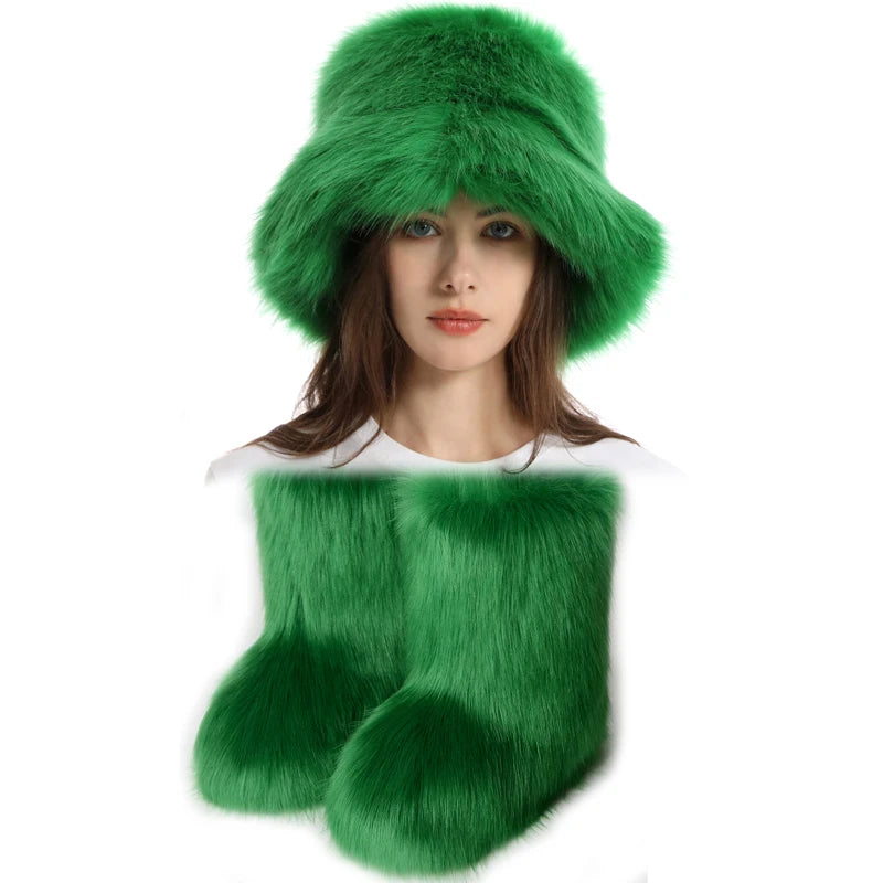 Women's Fur Snow Boots with Hat.