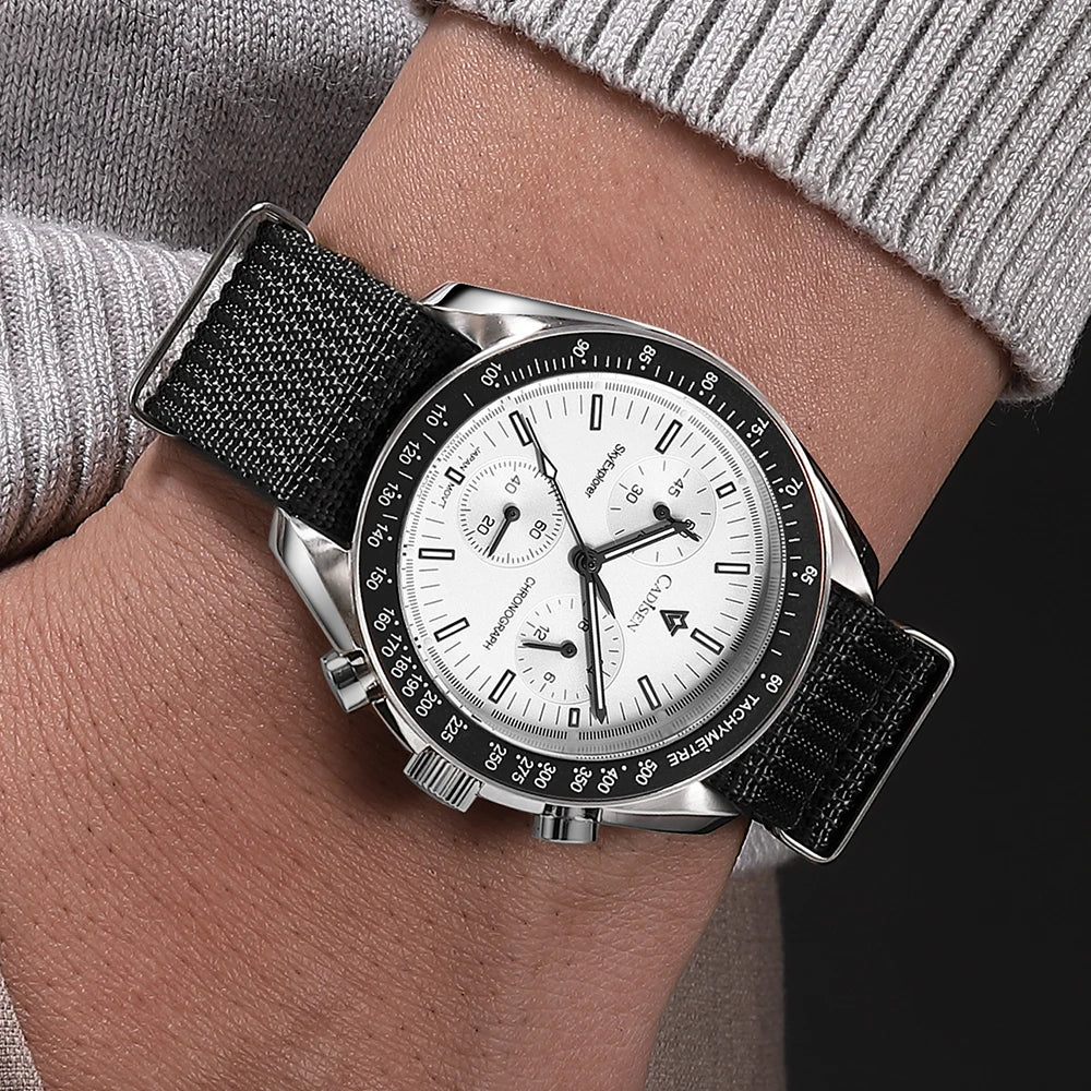 Luxury Quartz Wrist Watch For Men.