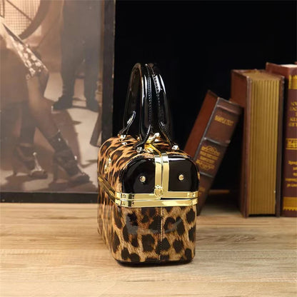 New minimalist and fashionable small handbag,  high-end carriage crossbody bag, portable box bag  Fashion Crossbody Bags Ladies' - BLAKESTORE-NG