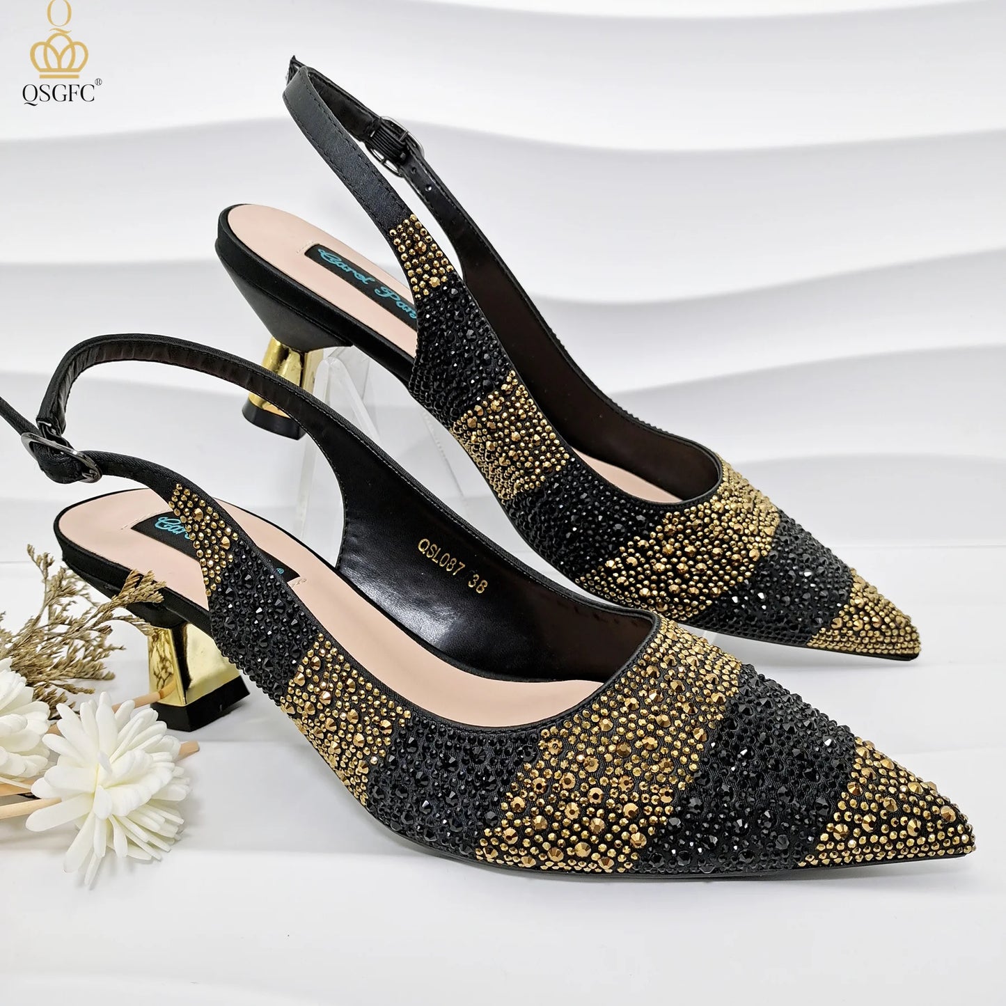 Women Heel Party Shoes Italian Design. Green Shoes And Bag Set.