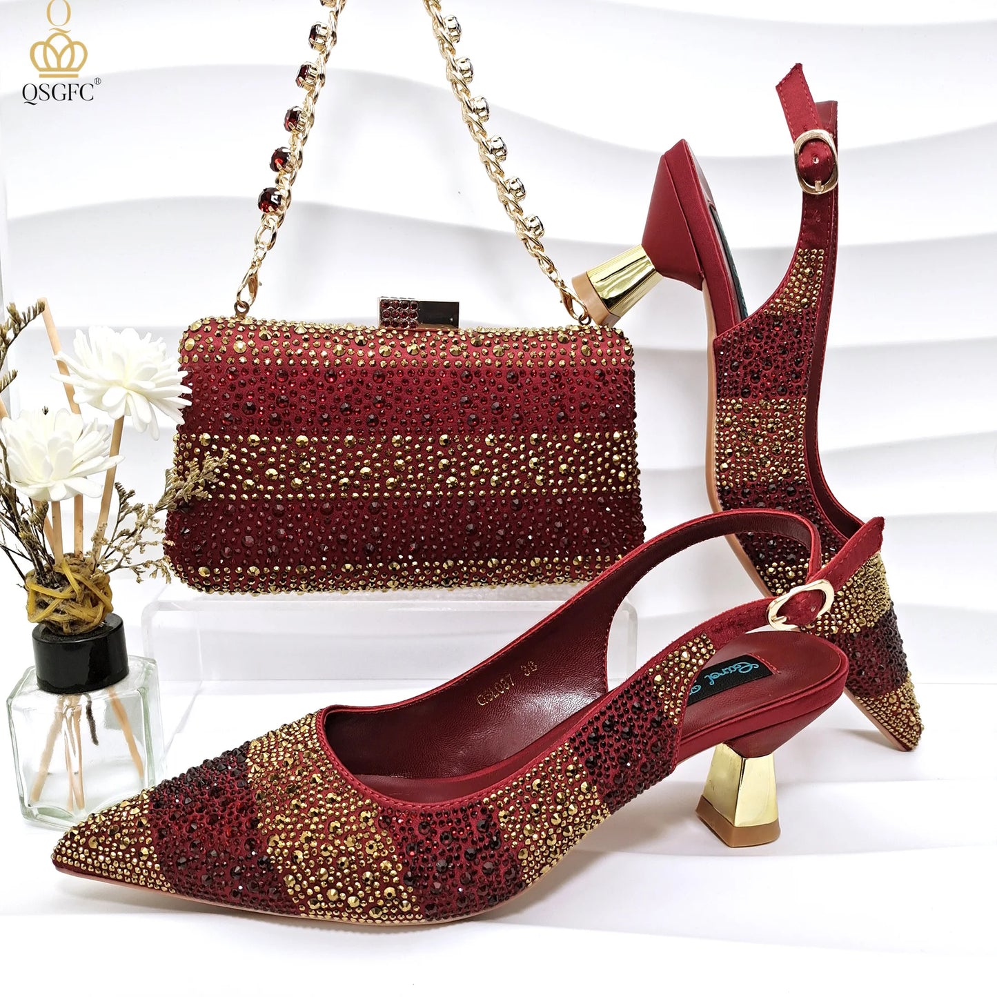 Women Heel Party Shoes Italian Design. Green Shoes And Bag Set.