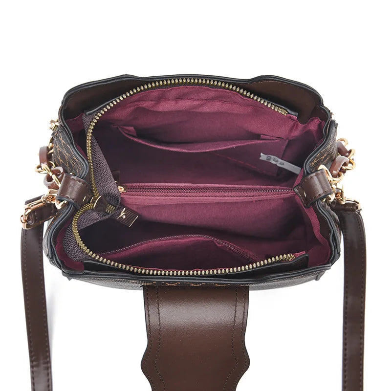 Single Shoulder Straddle Purse.