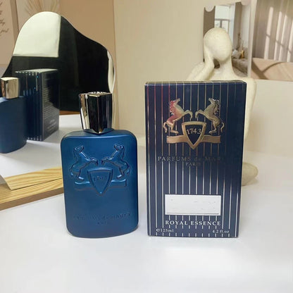 Unisex Classic Luxury Perfume-125ml Capacity.
