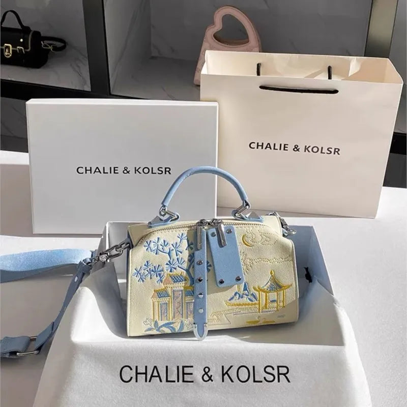 Light luxury  women's handbag