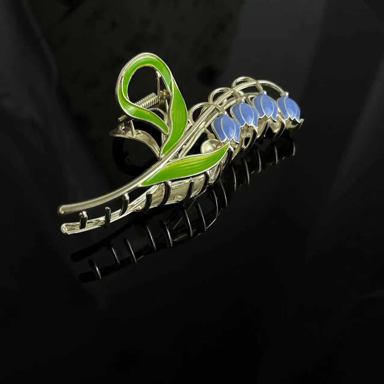 1PCS Bell Orchid Flowers Super Fairy Temperament Hair Accessories, Large Premium Feeling Scratch Clip, Autumn Hundred Shark Clip