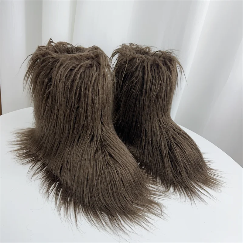 Fur Snow Boots for Winter.